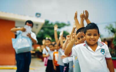 Potenciar la educación: KKIS - Acortando distancias para el futuro de Playa del Carmen